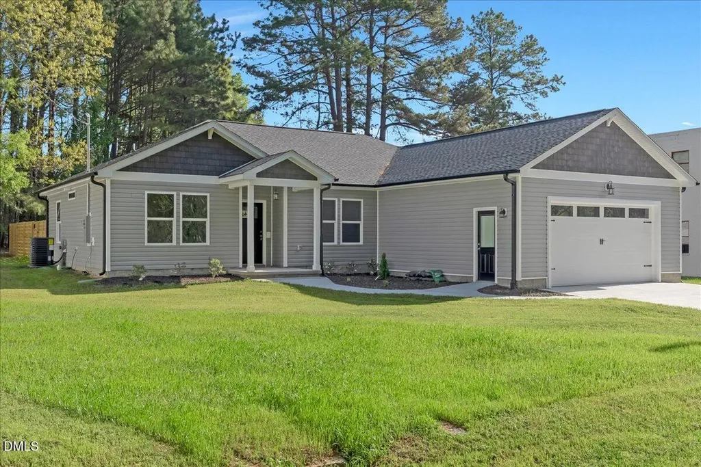 125 Davis Street Louisburg NC 27549