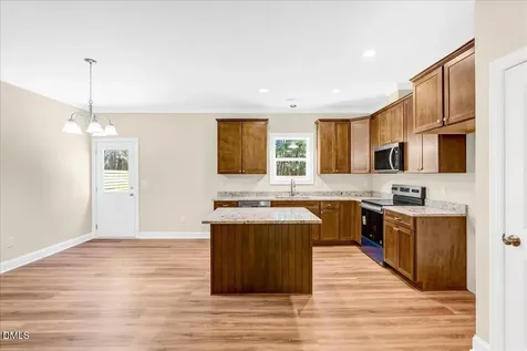 125 Davis Street Louisburg NC 27549