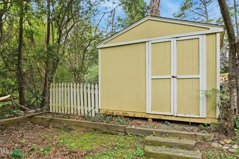 5609 Groomsbridge Court Raleigh NC 27612