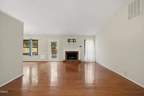 5609 Groomsbridge Court Raleigh NC 27612