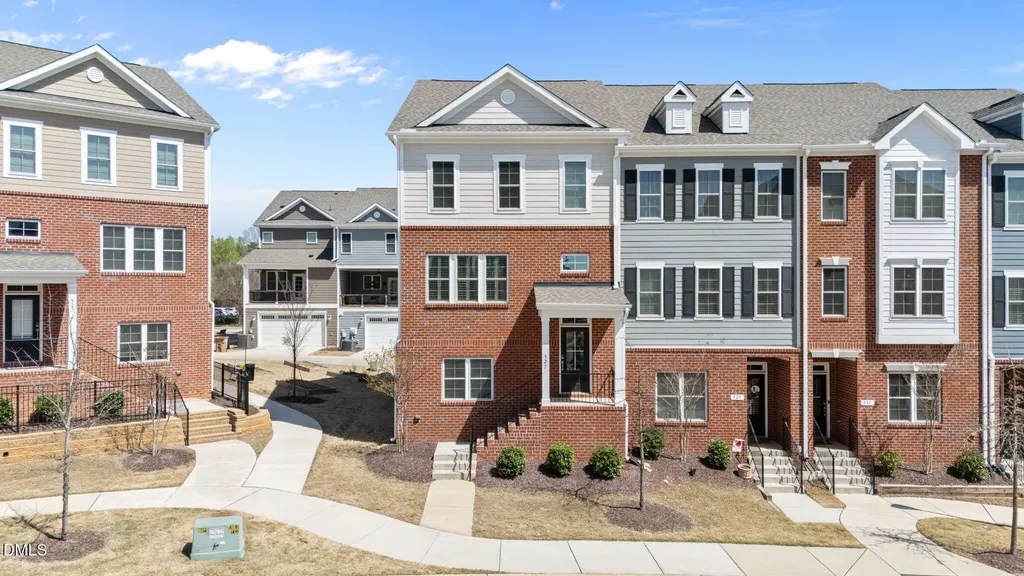 527 Gateway Townes Boulevard Wake Forest NC 27587