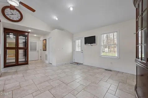 112 E Laramie Drive Mebane NC 27302
