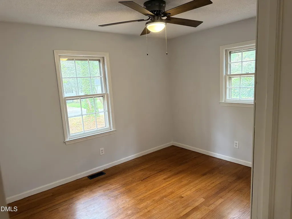 4324 Woodlawn Drive Raleigh NC 27616