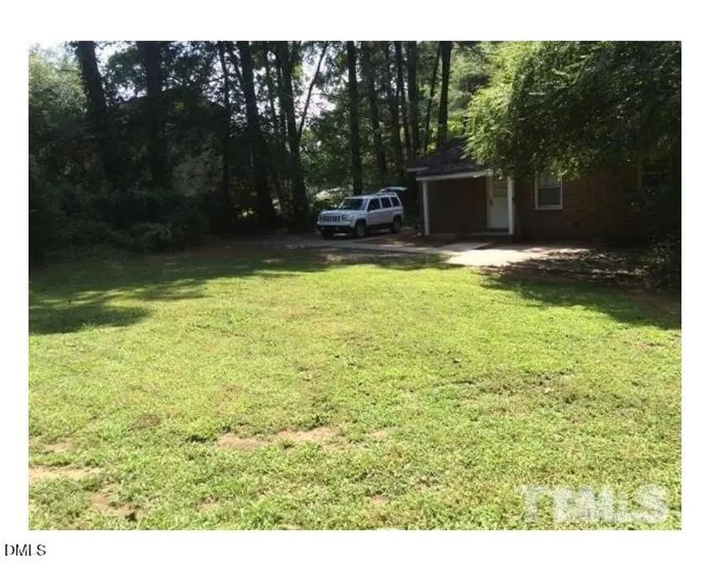 4324 Woodlawn Drive Raleigh NC 27616