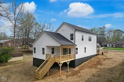 3506 Hartford Street Winston-salem NC 27106