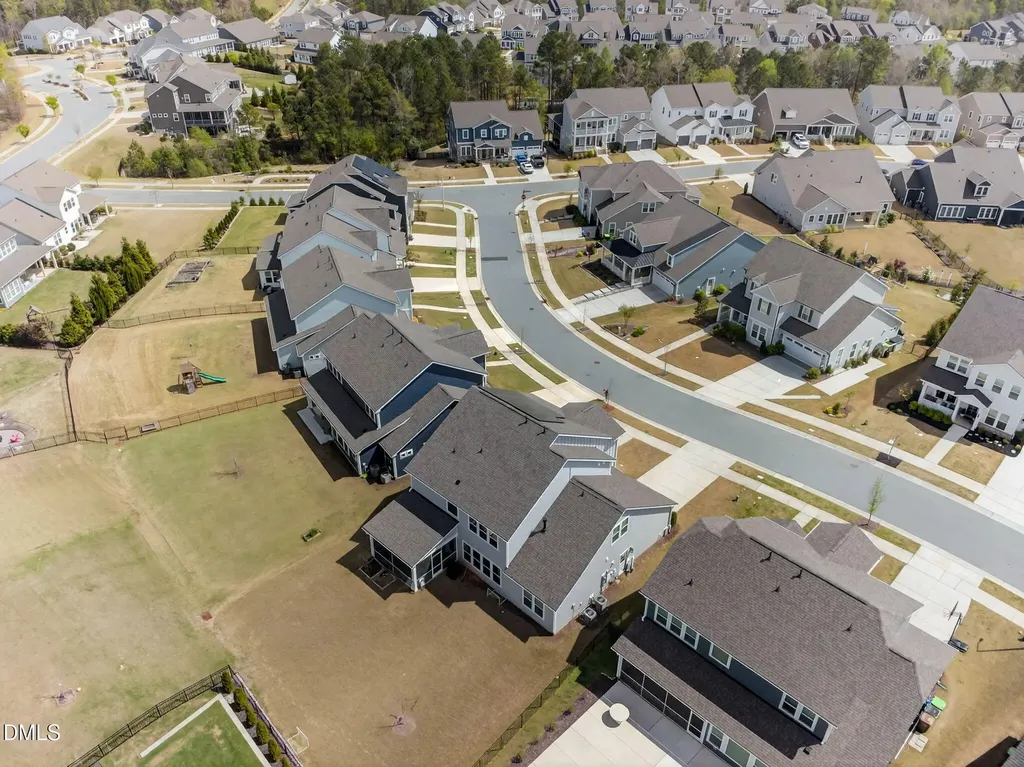 116 Sage Thrush Bend Holly Springs NC 27540