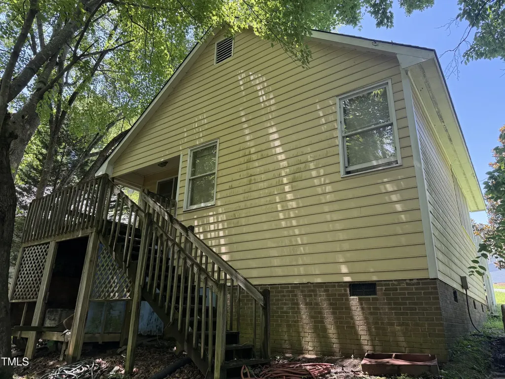 2308 Stonesthrow Court Raleigh NC 27610
