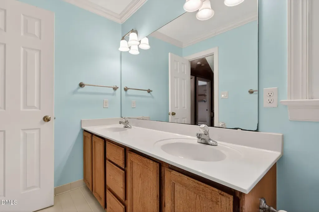 4221 Tolchester Place Raleigh NC 27613