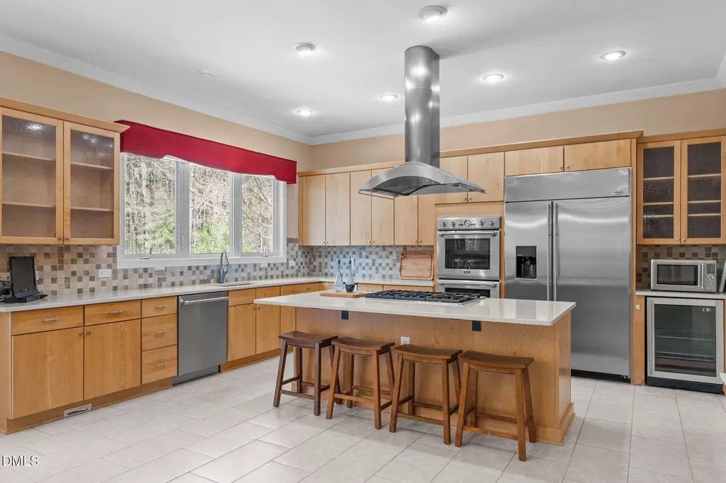 8607 Yorkshire Lane Chapel Hill NC 27516