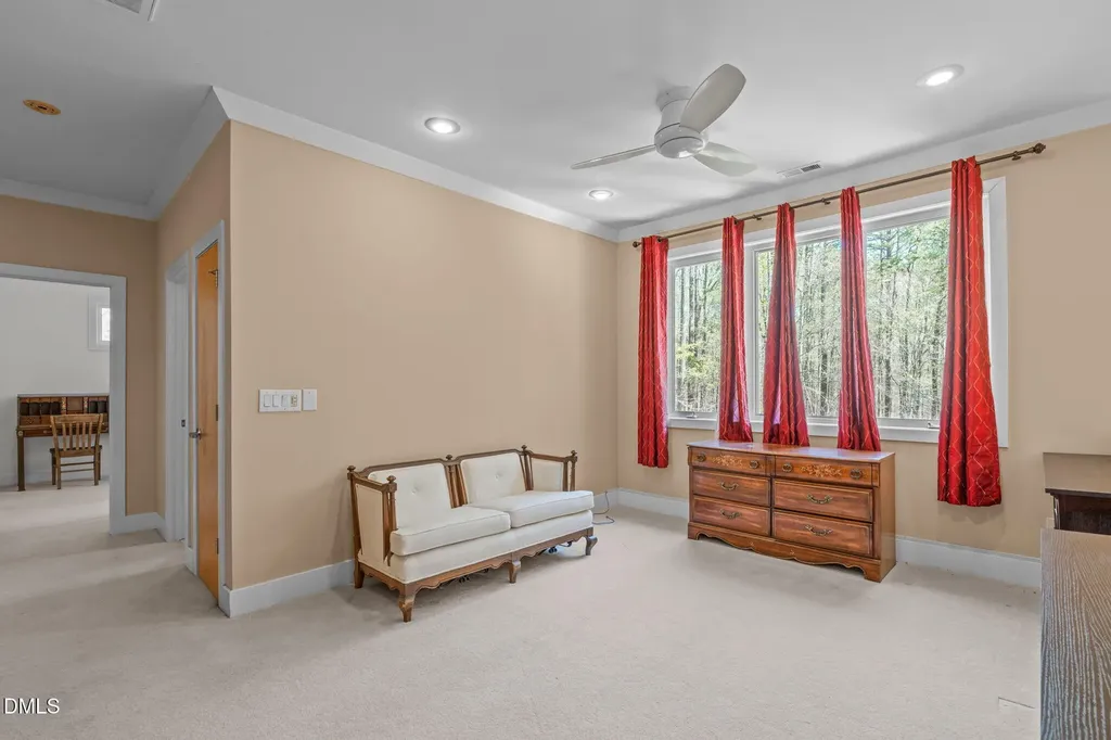 8607 Yorkshire Lane Chapel Hill NC 27516