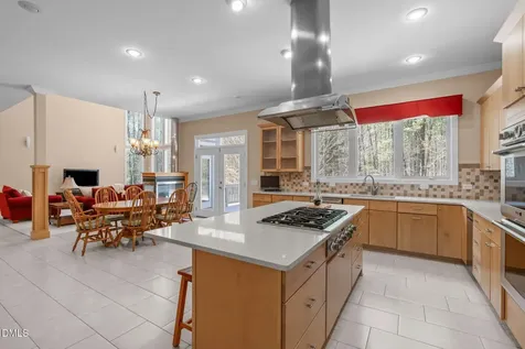 8607 Yorkshire Lane Chapel Hill NC 27516