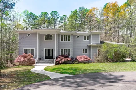 8607 Yorkshire Lane Chapel Hill NC 27516