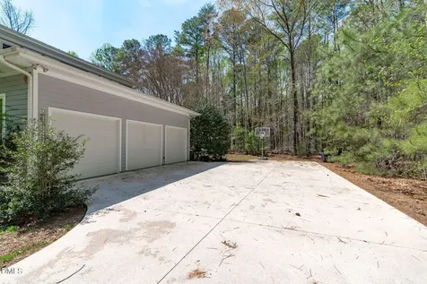 8607 Yorkshire Lane Chapel Hill NC 27516