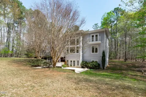 8607 Yorkshire Lane Chapel Hill NC 27516