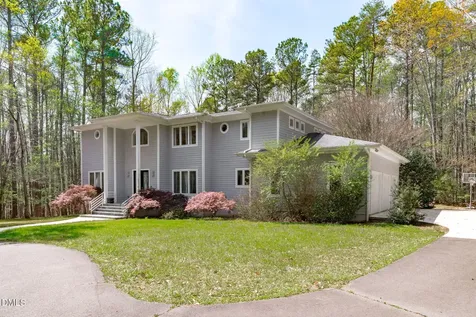 8607 Yorkshire Lane Chapel Hill NC 27516