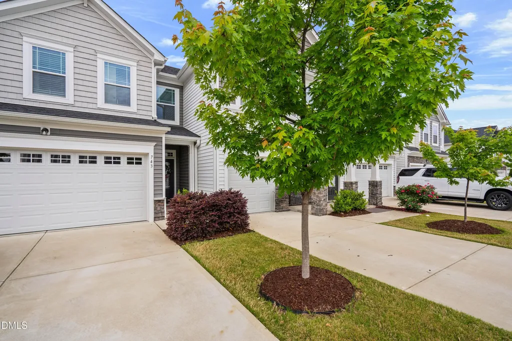743 Creekway Drive Fuquay Varina NC 27526