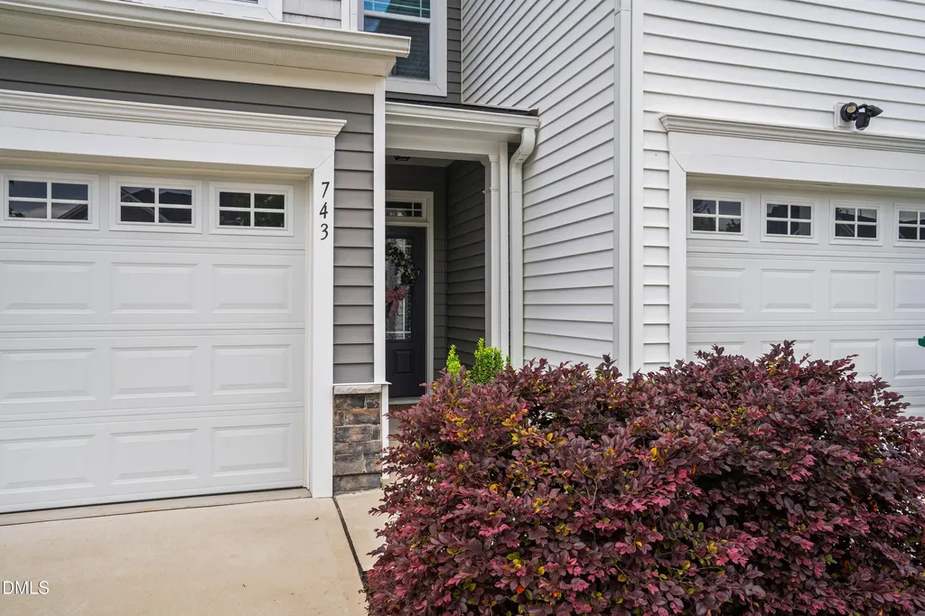 743 Creekway Drive Fuquay Varina NC 27526