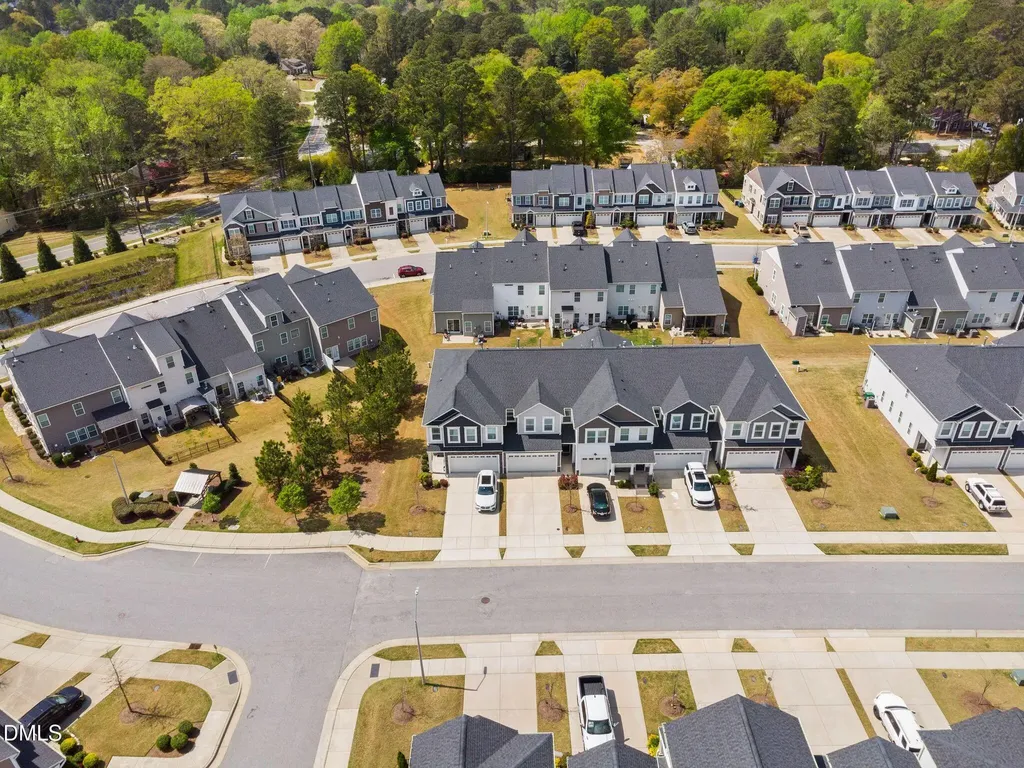 743 Creekway Drive Fuquay Varina NC 27526