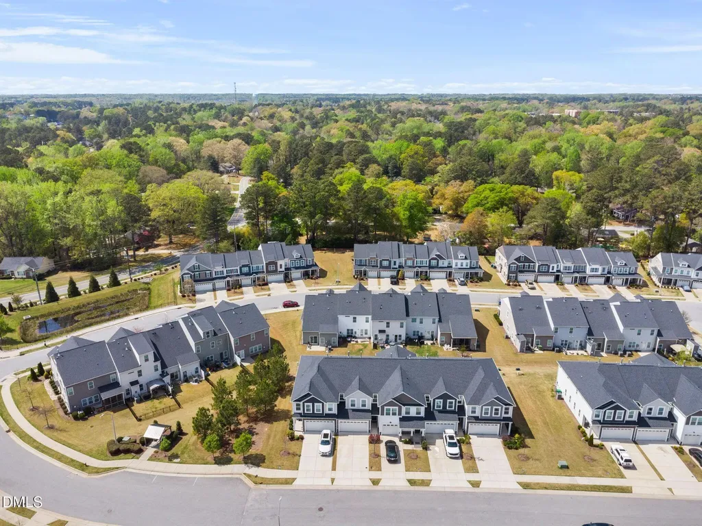 743 Creekway Drive Fuquay Varina NC 27526