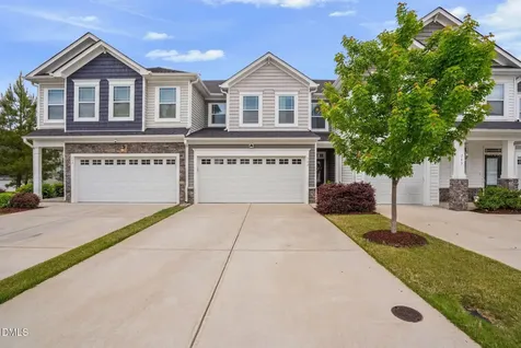 743 Creekway Drive Fuquay Varina NC 27526