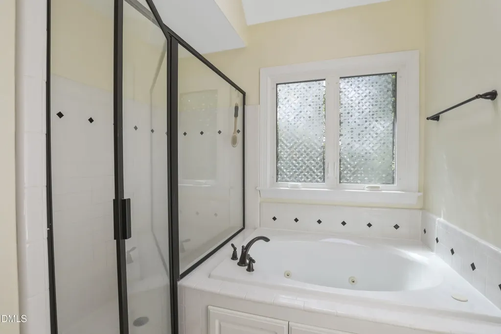 212 Cobble Ridge Drive Chapel Hill NC 27516