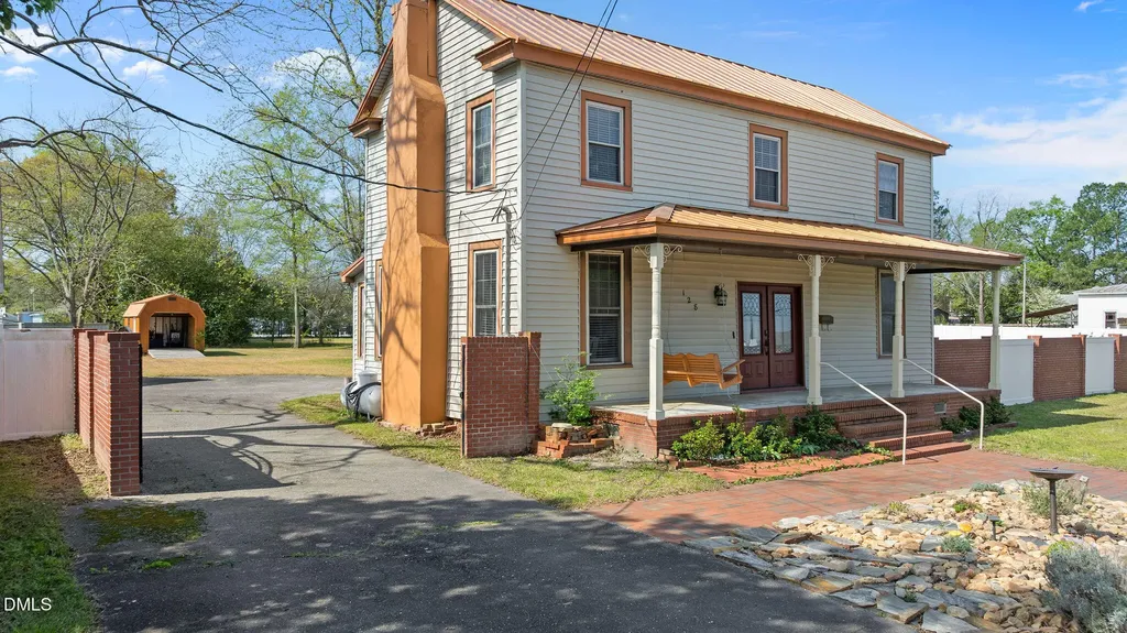 128 E Railroad Street La Grange NC 28551