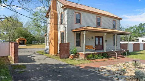 128 E Railroad Street La Grange NC 28551
