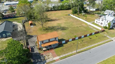 128 E Railroad Street La Grange NC 28551