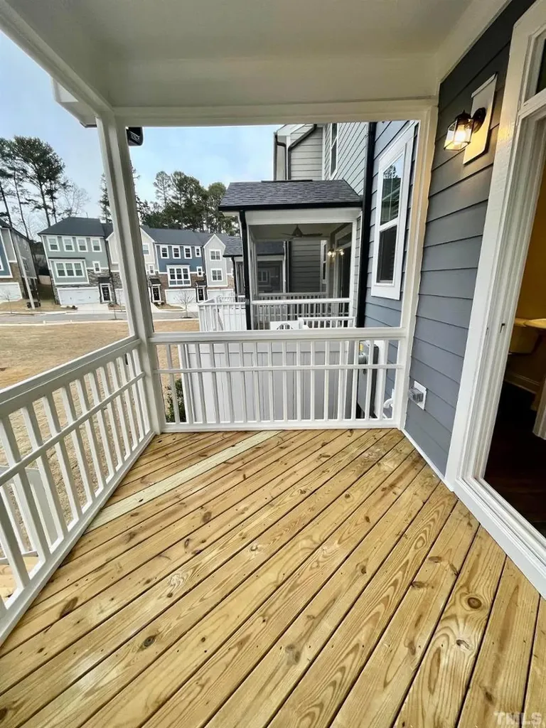 8425 Garnet Rose Lane Raleigh NC 27615