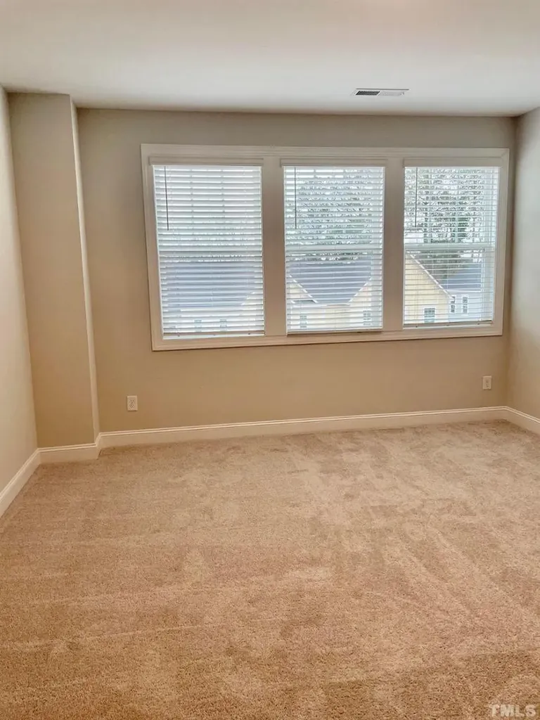 8425 Garnet Rose Lane Raleigh NC 27615