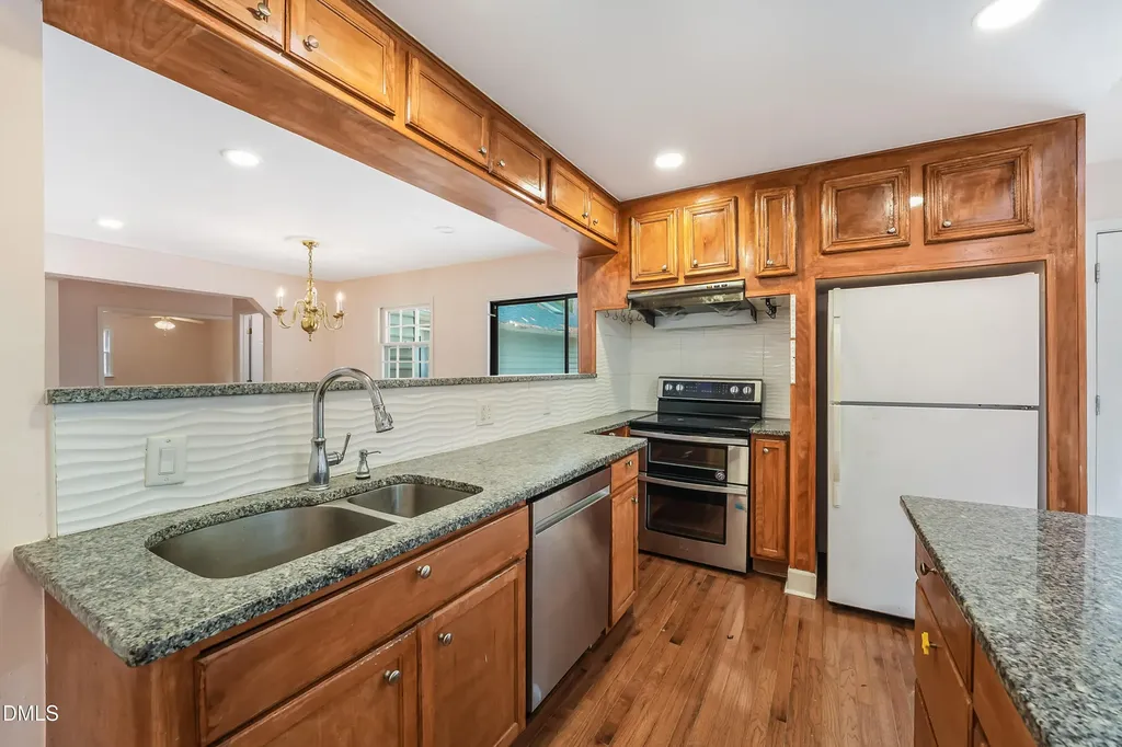 2514 Millwood Court Chapel Hill NC 27514
