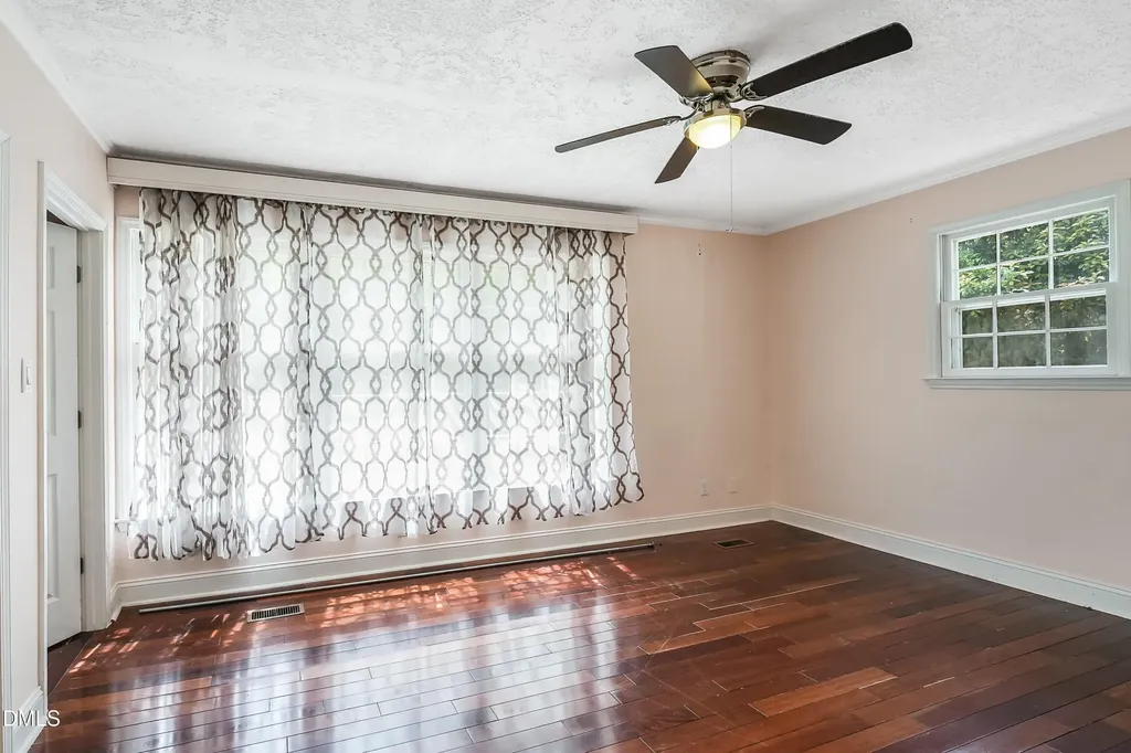 2514 Millwood Court Chapel Hill NC 27514