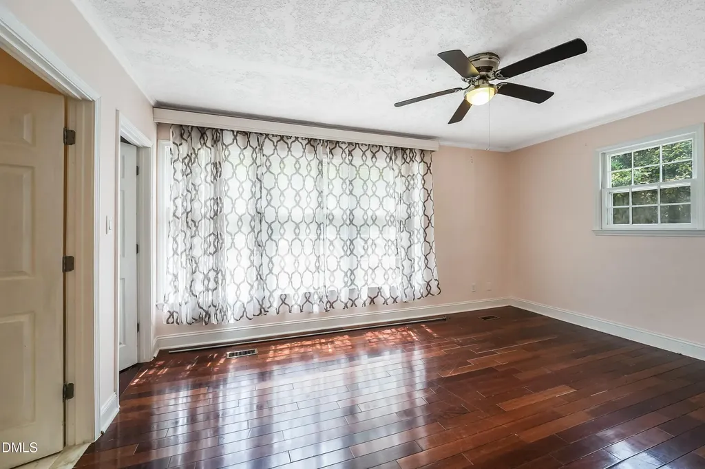 2514 Millwood Court Chapel Hill NC 27514