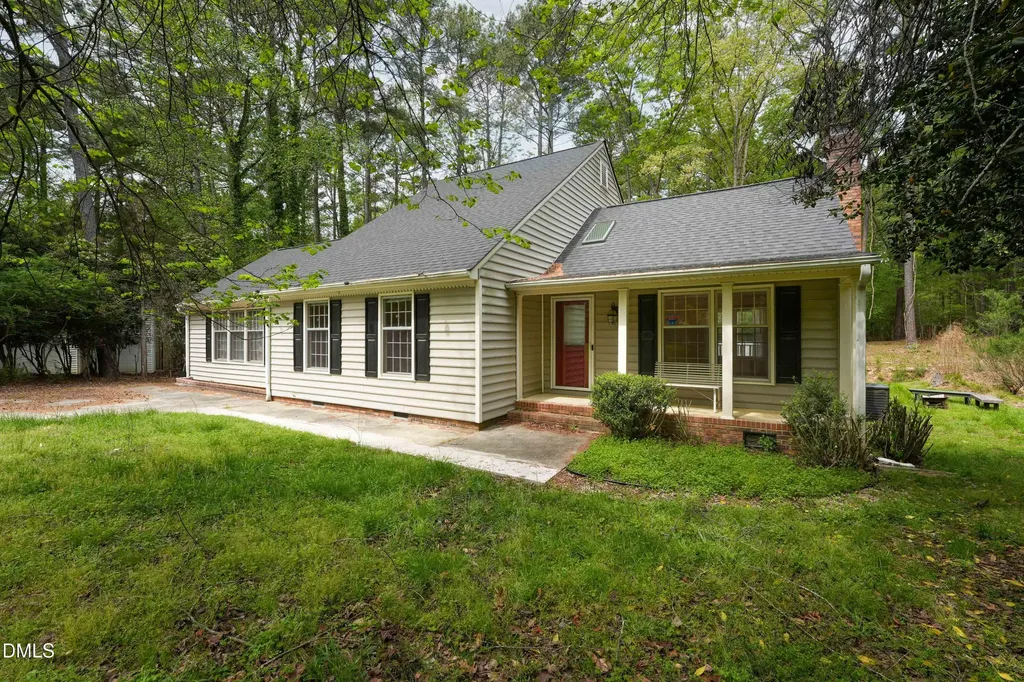 2514 Millwood Court Chapel Hill NC 27514