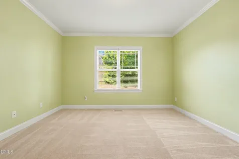 65 Oscar Wilde Way Youngsville NC 27596