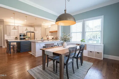 6041 Mentmore Place Cary NC 27519