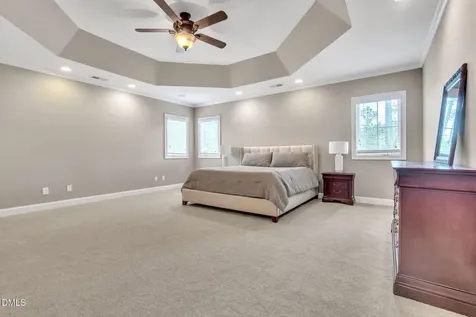 6041 Mentmore Place Cary NC 27519