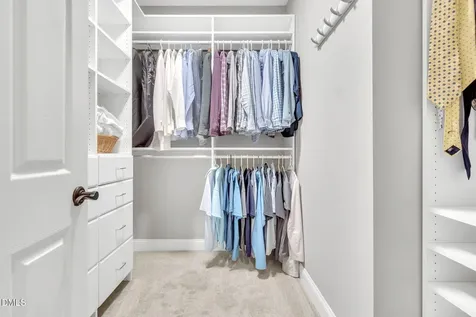 6041 Mentmore Place Cary NC 27519