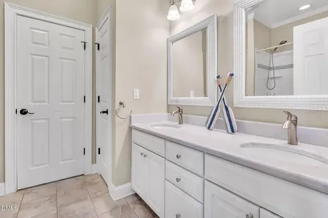 6041 Mentmore Place Cary NC 27519