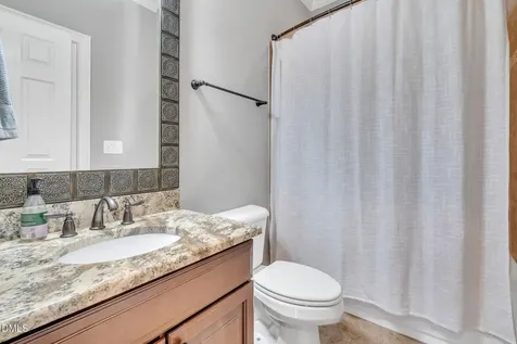 6041 Mentmore Place Cary NC 27519