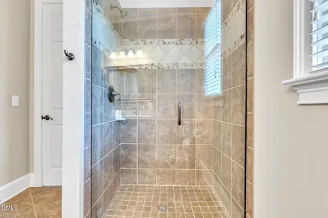 6041 Mentmore Place Cary NC 27519