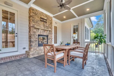 6041 Mentmore Place Cary NC 27519
