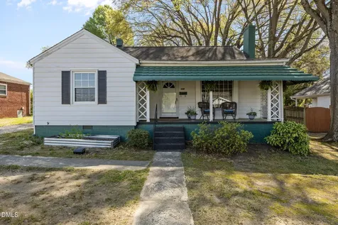 108 Markham Street Burlington NC 27215