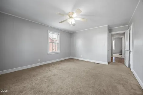 108 Markham Street Burlington NC 27215