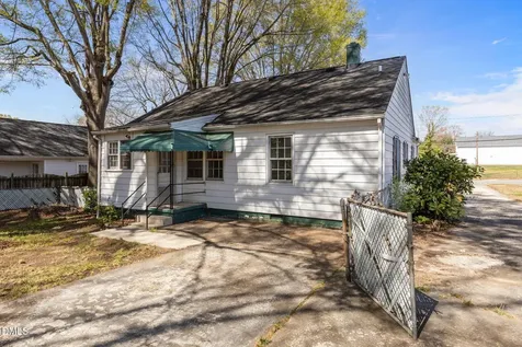 108 Markham Street Burlington NC 27215