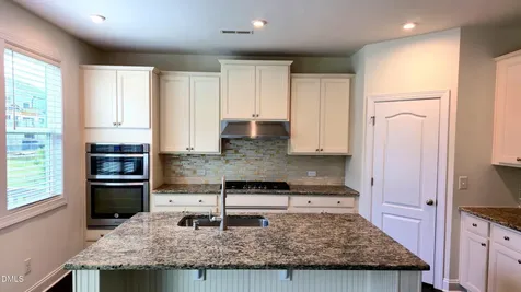 1521 Tinos Overlook Way Apex NC 27502