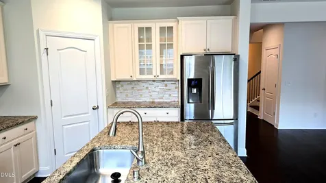 1521 Tinos Overlook Way Apex NC 27502