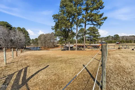 4562 Hight Road Oxford NC 27565