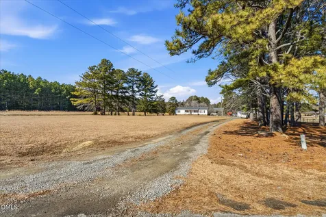 4562 Hight Road Oxford NC 27565