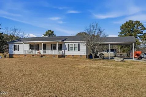 4562 Hight Road Oxford NC 27565